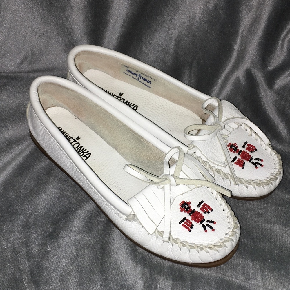Minnetonka Moccasins - Picture 4 of 8